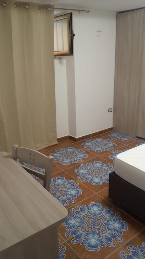 Nuova Aurora Rent Rooms Рокалумера Екстериор снимка
